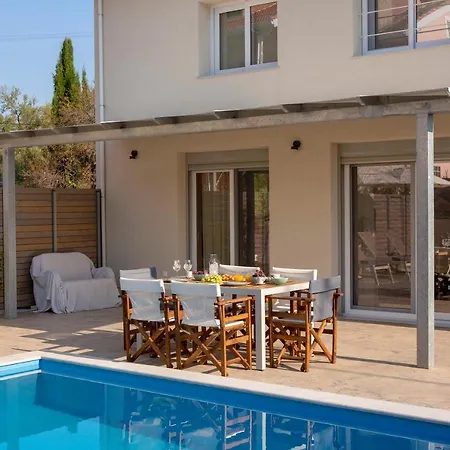 Grappolo Lefkada - Vilana Ideal For Families And Small Groups