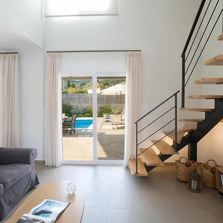 Grappolo Lefkada - Vilana Ideal For Families And Small Groups *
